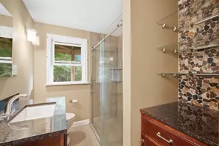 31 Brook St, East Longmeadow, MA 01028 - Photo 9