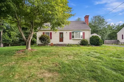 31 Brook St, East Longmeadow, MA 01028 - Photo 1