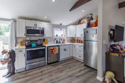 11 Madlyn St, Plymouth, MA 02360 - Photo 7