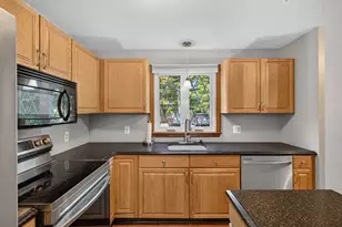 685 Bay St, Taunton, MA 02780 - Photo 11
