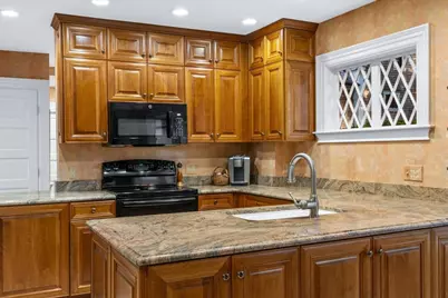 26 Warren Ave, Plymouth, MA 02360 - Photo 19