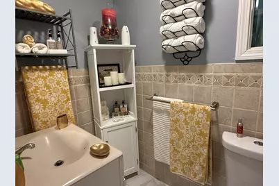 71 Myrtle St, Brockton, MA 02301 - Photo 9