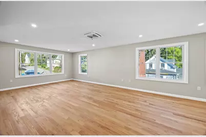 17 Crosby St #B, Webster, MA 01570 - Photo 5