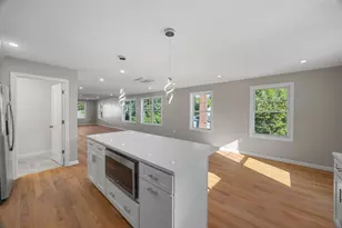 17 Crosby St, Webster, MA 01570 - Photo 9