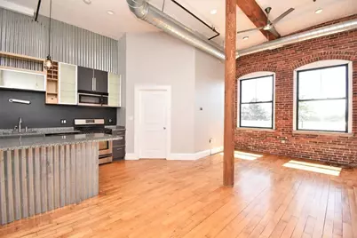 275 Essex St #203, Salem, MA 01970 - Photo 17