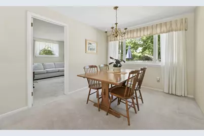 7 Janice Cir, Framingham, MA 01701 - Photo 11