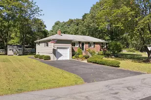 7 Janice Cir, Framingham, MA 01701 - Photo 1