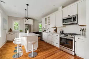18 Cudworth St, Medford, MA 02155 - Photo 13