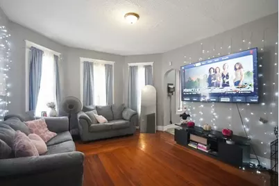 50 Orange St, Springfield, MA 01108 - Photo 9