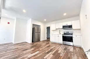 289 Central, Lowell, MA 01852 - Photo 3