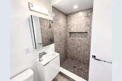 289 Central #1, Lowell, MA 01852 - Photo 5