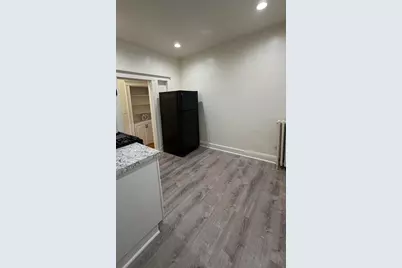 27 Hosmer St #1, Boston, MA 02126 - Photo 5