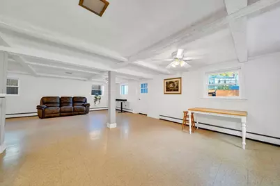 26 Beach St, Malden, MA 02148 - Photo 33