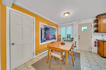 26 Beach St, Malden, MA 02148 - Photo 11