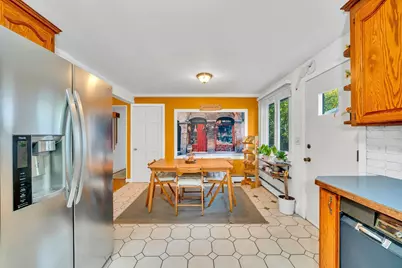 26 Beach St, Malden, MA 02148 - Photo 13