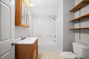 36 Cedar St, Worcester, MA 01609 - Photo 17