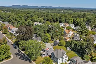 66 Nonotuck St, Holyoke, MA 01040 - Photo 5