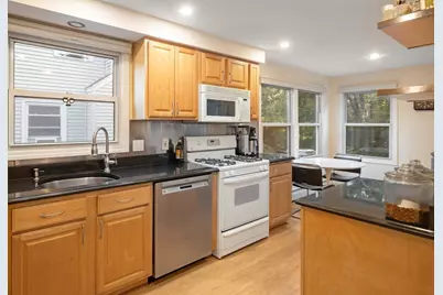 29 Pinecliff Road #29, Boston, MA 02132 - Photo 3