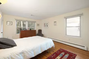 29 Pinecliff Rd, Boston, MA 02132 - Photo 17