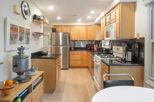 29 Pinecliff Rd, Boston, MA 02132 - Photo 1