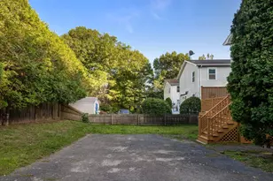 29 Pinecliff Rd, Boston, MA 02132 - Photo 29