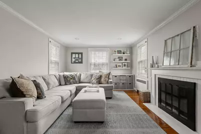 45 Lafayette St, Marblehead, MA 01945 - Photo 3