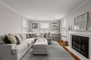 45 Lafayette St, Marblehead, MA 01945 - Photo 3