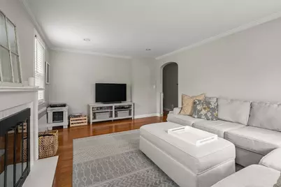45 Lafayette St, Marblehead, MA 01945 - Photo 5