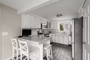 45 Lafayette St, Marblehead, MA 01945 - Photo 9
