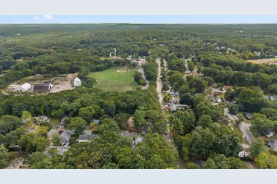 2 Border Rd, Natick, MA 01760 - Photo 39