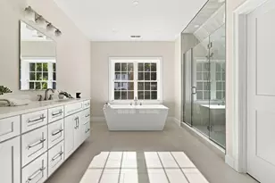 14 Liana St, Woburn, MA 01801 - Photo 23