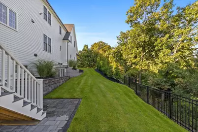 14 Liana St, Woburn, MA 01801 - Photo 33