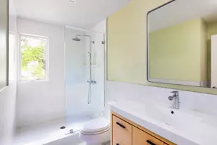 861 Commonwealth Ave, Newton, MA 02459 - Photo 17