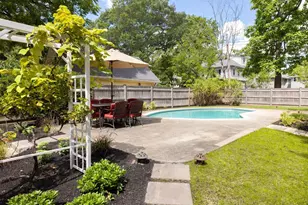 861 Commonwealth Ave, Newton, MA 02459 - Photo 19