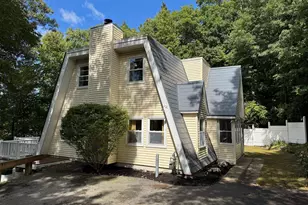121 Copperfield Rd, Worcester, MA 01602 - Photo 1