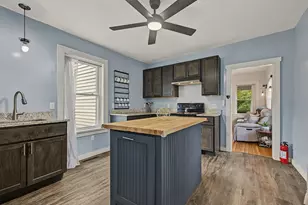 37 Elm St, Greenfield, MA 01301 - Photo 13