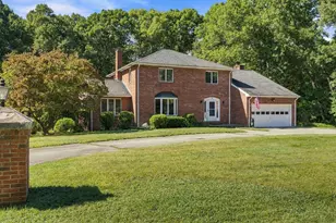 20 Lincoln, North Smithfield, RI 02896 - Photo 3