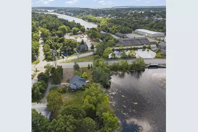 2576 Cranberry Hwy, Wareham, MA 02571 - Photo 3