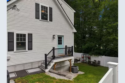 24 Locust St, Salisbury, MA 01952 - Photo 31