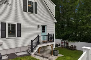 24 Locust St, Salisbury, MA 01952 - Photo 29