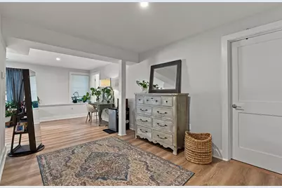 24 Locust St, Salisbury, MA 01952 - Photo 23