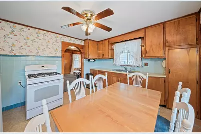 104 Fremont St, Somerville, MA 02145 - Photo 11