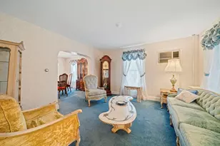 104 Fremont St, Somerville, MA 02145 - Photo 5