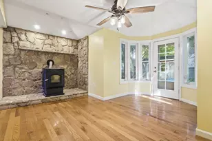141 Long Pond Dr, Dracut, MA 01826 - Photo 17