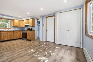 141 Long Pond Dr, Dracut, MA 01826 - Photo 9