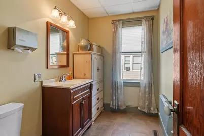 1705 Northampton Street, Holyoke, MA 01040 - Photo 13