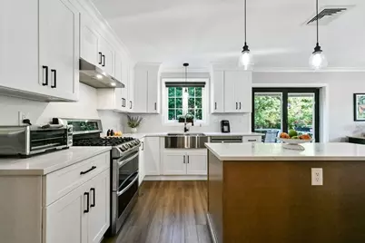 7 Southpark Ln, Mansfield, MA 02048 - Photo 7