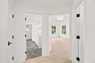6 Plant St, Newburyport, MA 01950 - Photo 31