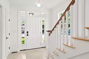 6 Plant St, Newburyport, MA 01950 - Photo 5