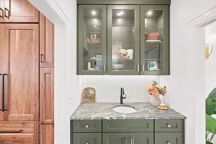6 Plant St, Newburyport, MA 01950 - Photo 9